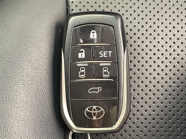 Toyota VELLFIRE 2018 7587856-11