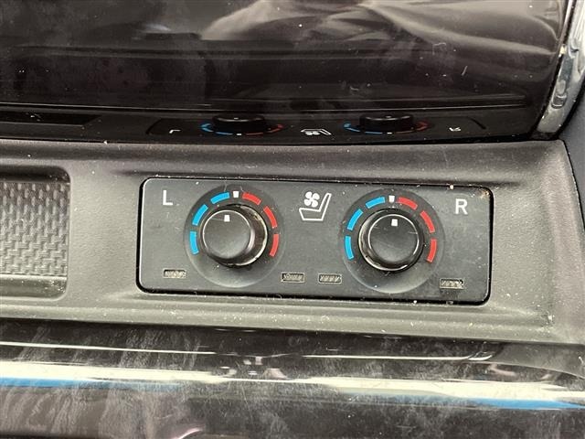 Toyota VELLFIRE 2018 7587856-21