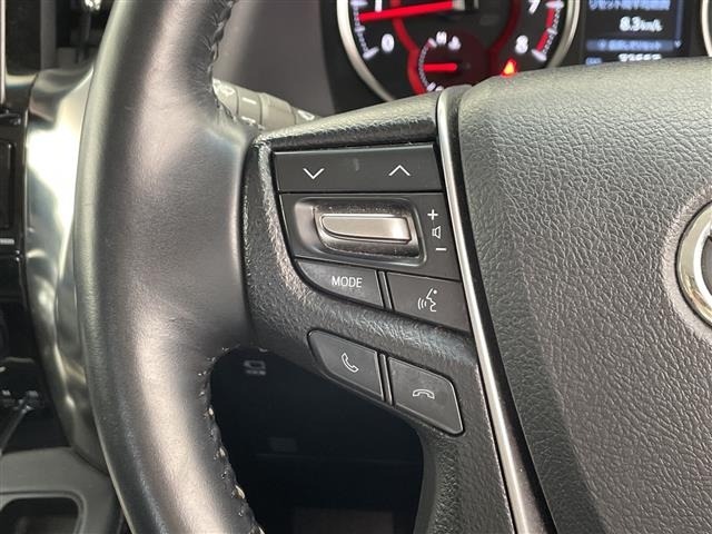 Toyota VELLFIRE 2018 7587856-5