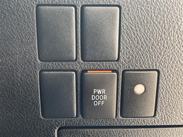 Toyota VELLFIRE 2016 7587857-1