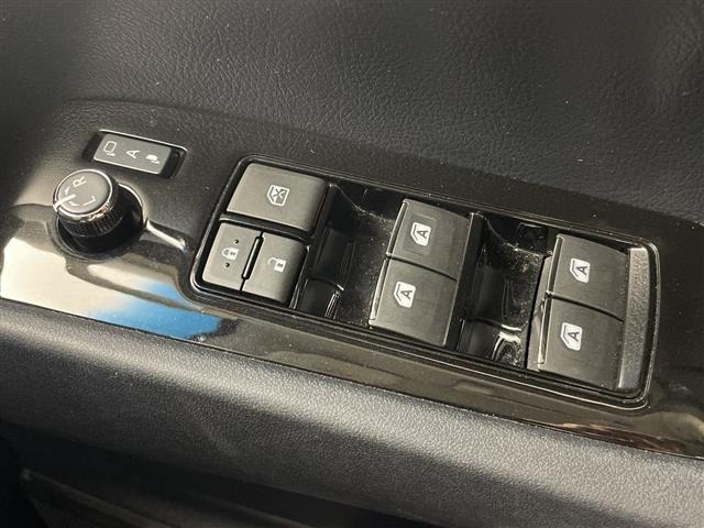 Toyota VELLFIRE 2015 7587878-5