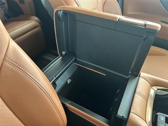 Toyota VELLFIRE 2025 7587893-12