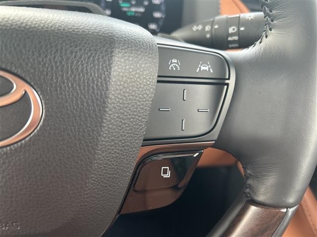 Toyota VELLFIRE 2025 7587893-17