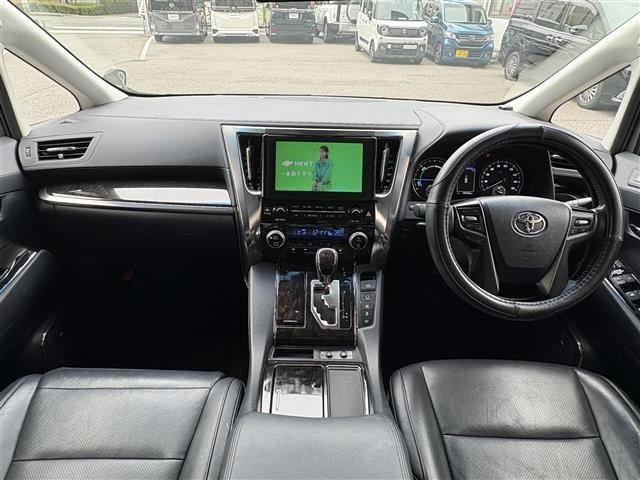 Toyota VELLFIRE 2015 7587909-9
