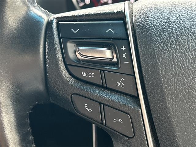 Toyota VELLFIRE 2018 7587922-3