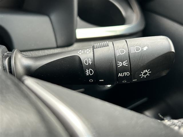 Toyota VELLFIRE 2018 7587922-6