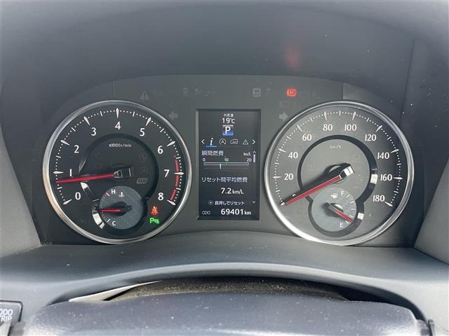 Toyota VELLFIRE 2017 7587923-15