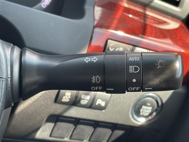 Toyota VELLFIRE 2010 7587928-9
