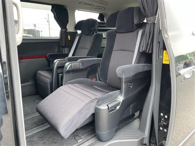 Toyota VELLFIRE 2011 7587951-9