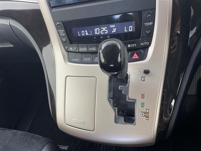 Toyota VELLFIRE 2013 7587957-11