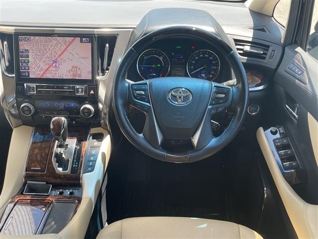 Toyota VELLFIRE 2019 7587982-1