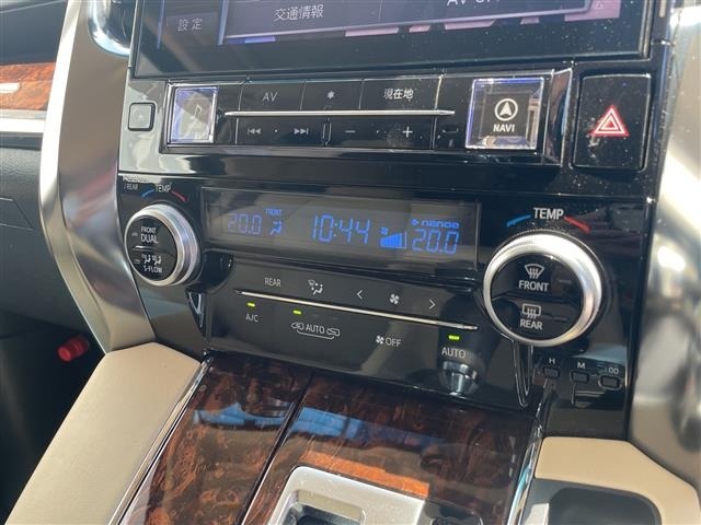 Toyota VELLFIRE 2019 7587982-8