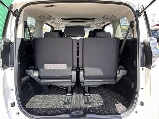 Toyota VELLFIRE 2019 7587998-12