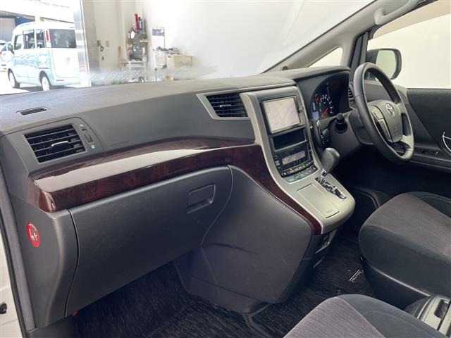 Toyota VELLFIRE 2012 7588015-9