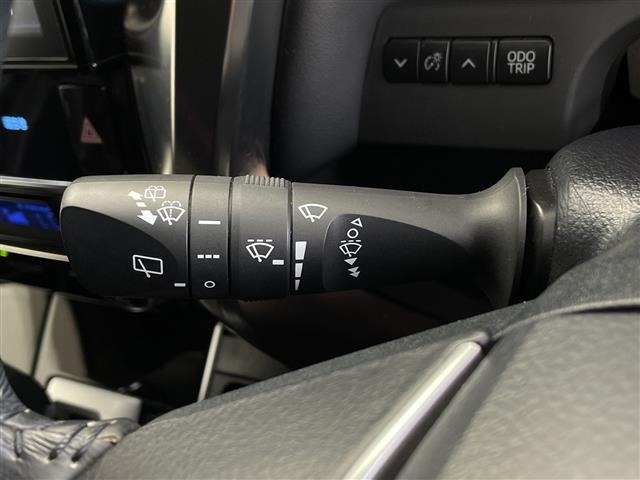 Toyota VELLFIRE 2017 7588016-5