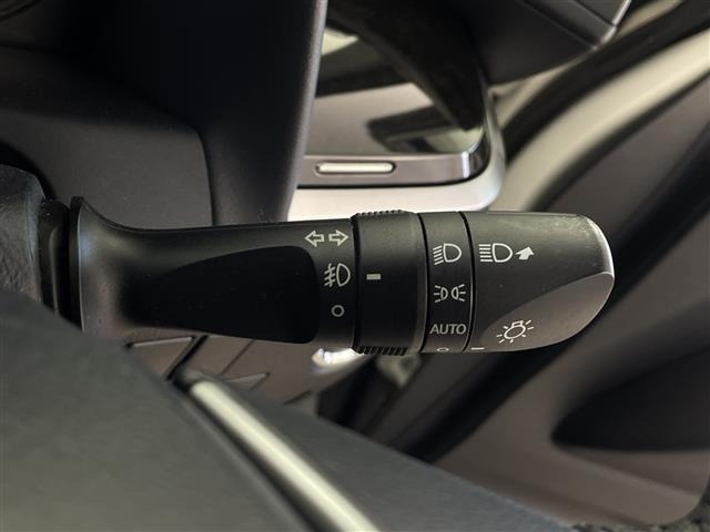 Toyota VELLFIRE 2015 7588031-1