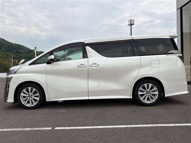 Toyota VELLFIRE 2018 7588047-4