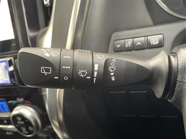 Toyota VELLFIRE 2015 7588051-9