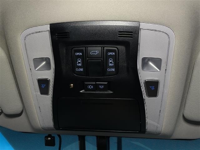 Toyota VELLFIRE 2017 7588084-4