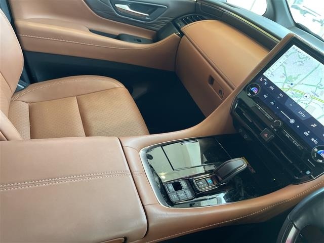Toyota VELLFIRE 2023 7588087-5
