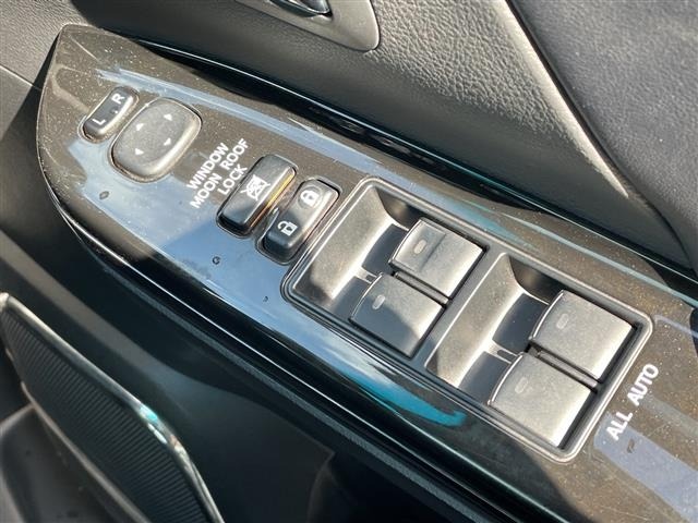 Toyota VELLFIRE 2014 7588106-5