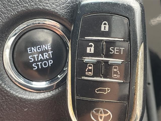 Toyota VELLFIRE 2017 7588115-10