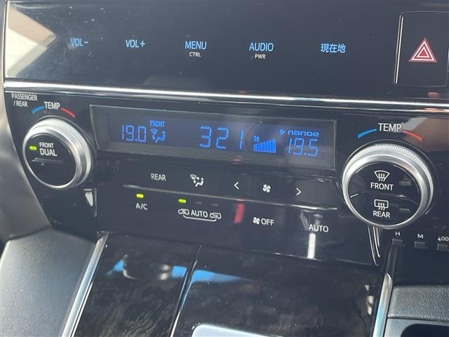 Toyota VELLFIRE 2017 7588115-12