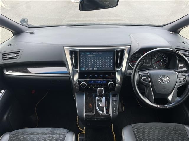 Toyota VELLFIRE 2017 7588115-15