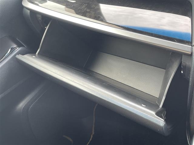 Toyota VELLFIRE 2017 7588115-2