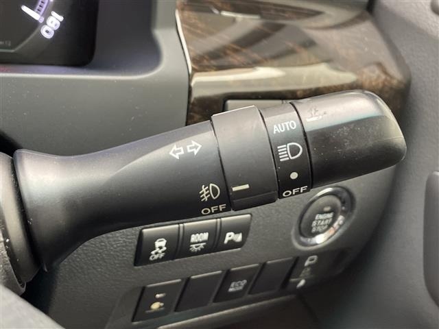 Toyota VELLFIRE 2014 7588130-9