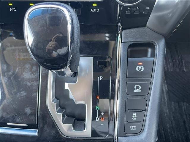 Toyota VELLFIRE 2018 7588223-20