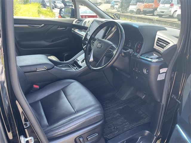 Toyota VELLFIRE 2018 7588223-9