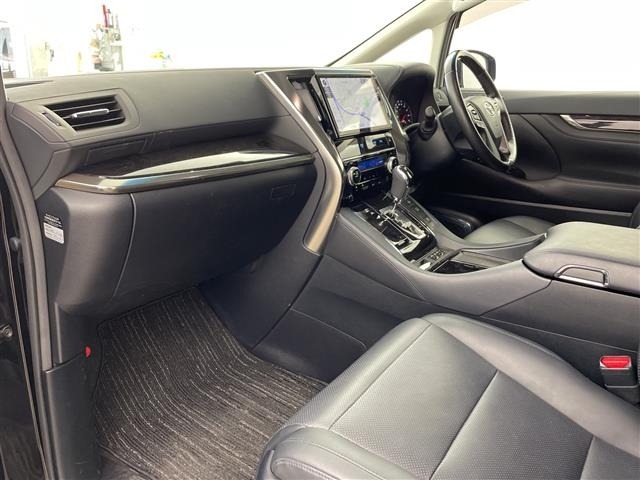 Toyota VELLFIRE 2018 7588240-8