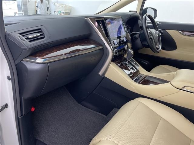 Toyota VELLFIRE 2019 7588241-9