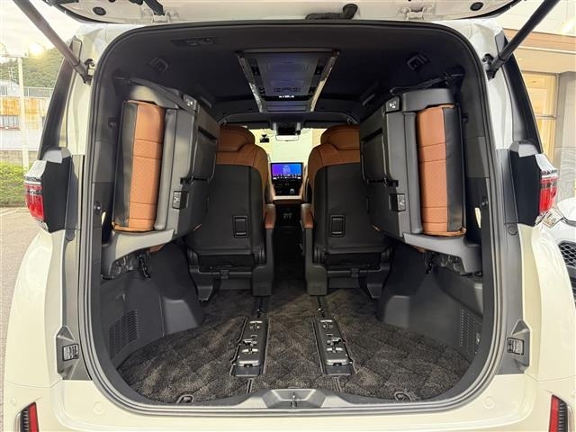 Toyota VELLFIRE 2024 7588285-10