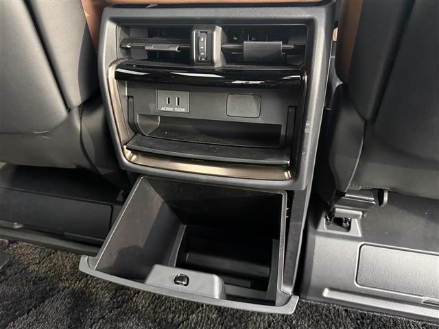 Toyota VELLFIRE 2024 7588285-18