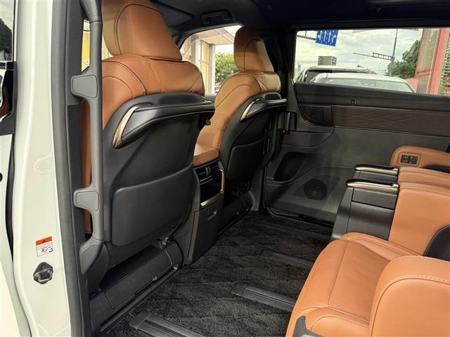 Toyota VELLFIRE 2024 7588285-9