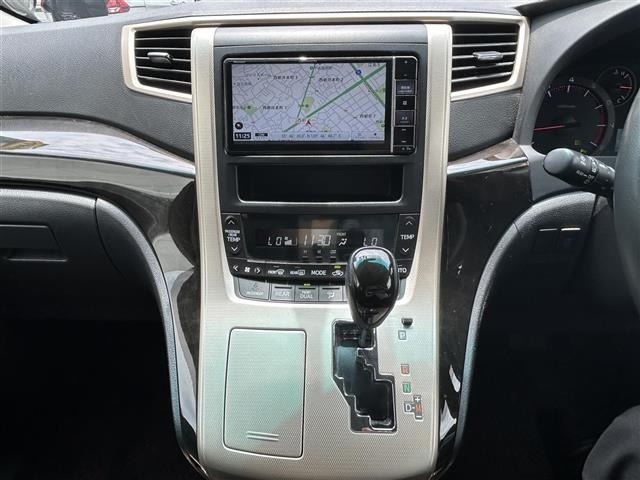 Toyota VELLFIRE 2013 7588290-1