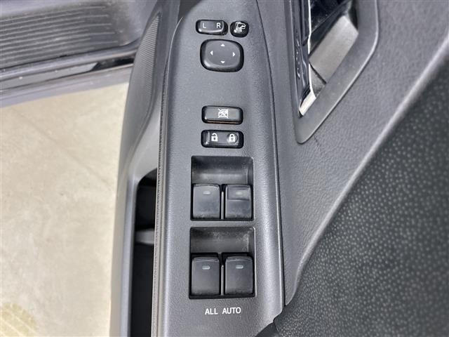 Toyota VELLFIRE 2011 7588309-4