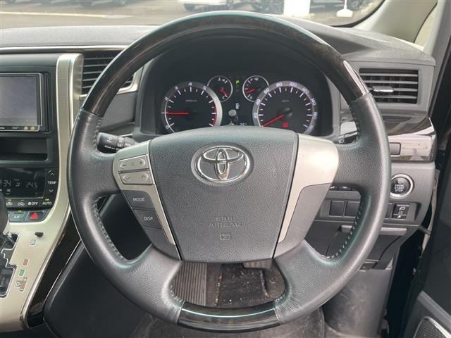 Toyota VELLFIRE 2011 7588322-2