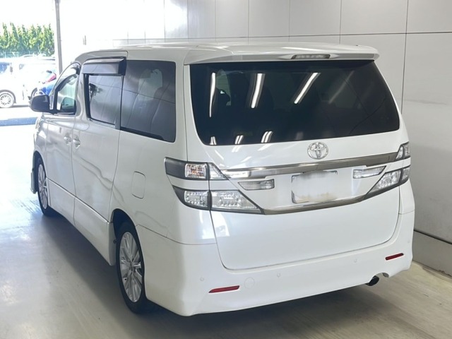 Toyota VELLFIRE 2012 7588331-1