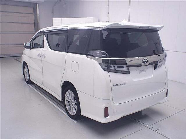 Toyota VELLFIRE 2018 7588469-1