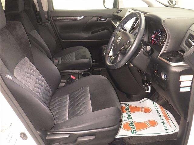Toyota VELLFIRE 2018 7588469-5