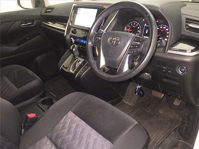 Toyota VELLFIRE 2021 7588542-3