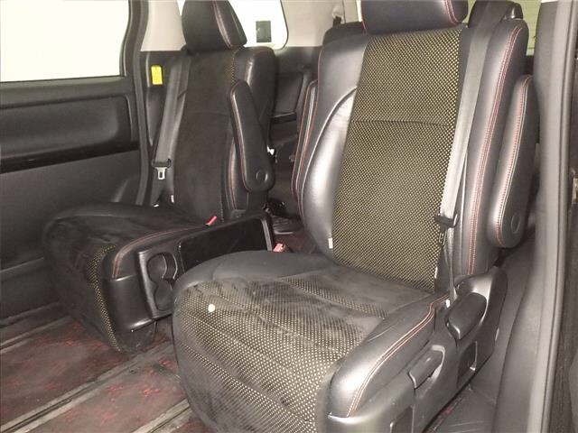 Toyota VELLFIRE 2014 7588543-7