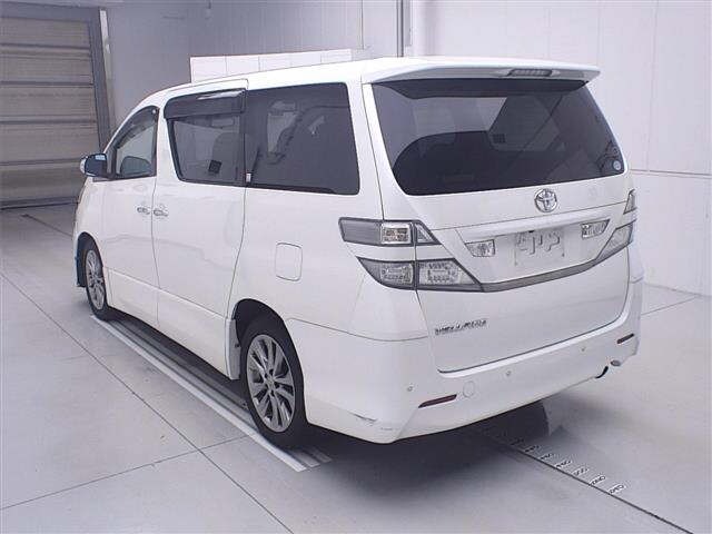 Toyota VELLFIRE 2011 7588550-1
