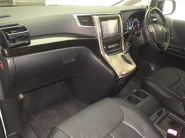 Toyota VELLFIRE 2011 7588550-4