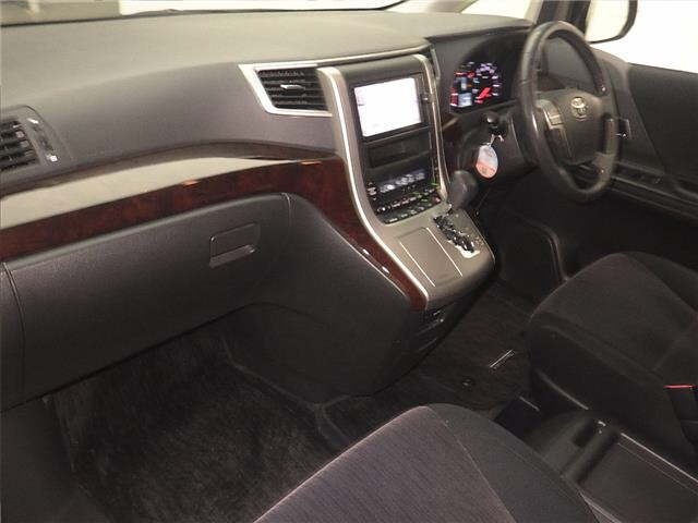 Toyota VELLFIRE 2014 7588586-4