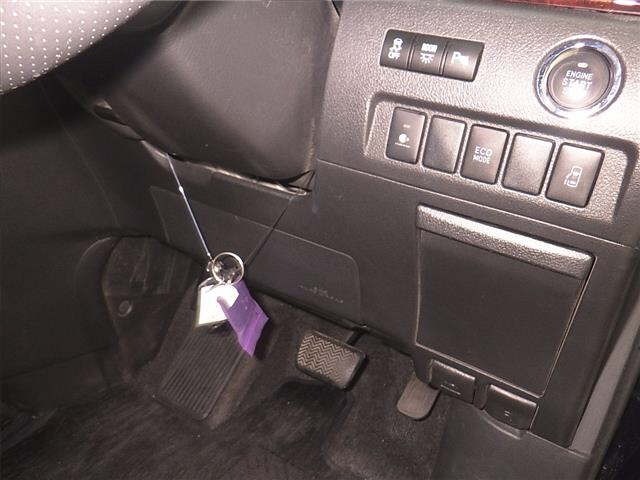 Toyota VELLFIRE 2014 7588586-8