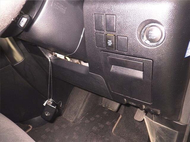 Toyota VELLFIRE 2015 7588587-9